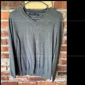 Nautica men’s medium grey sweater